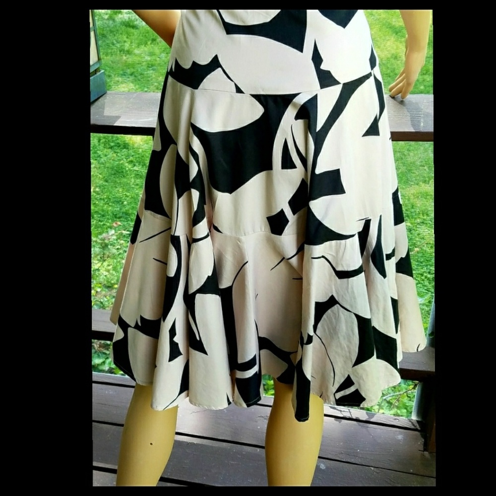 ▪️ANTHRO▪FEI▪Retro Cotton Floral Full Skirt - Picture 2 of 8